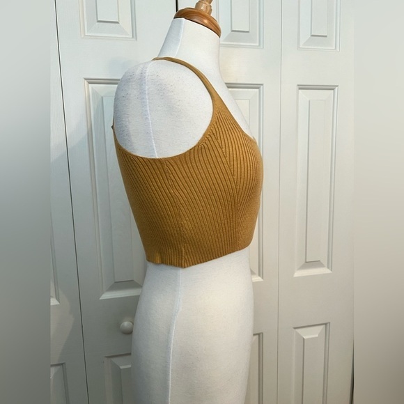 NWT LITA by Ciara Iced Coffee Ribbed Crop Top Size Medium - Picture 7 of 11